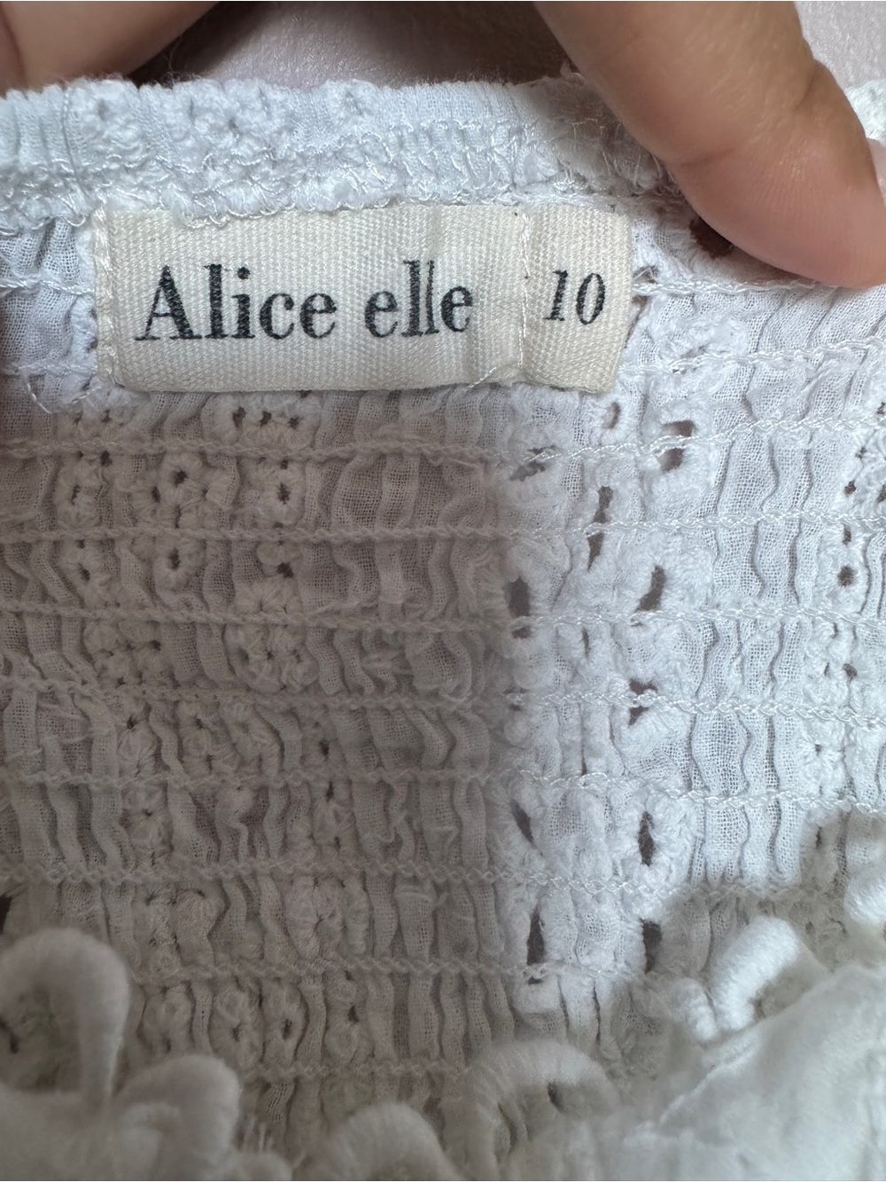 White Eyelet Ruched Puff-Sleeve Crop Top - Picture 3 of 4